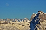 79 Spunta la luna dal monte...